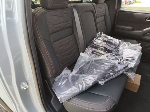 New 2026 Nissan Frontier PRO-4X w/ Pro-4x Convenience Package image 16