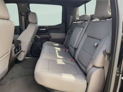 Used 2021 GMC Sierra 1500 SLT AWD/4WD image 28