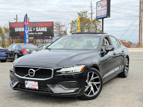Used 2020 Volvo S60 T5 Momentum w/ Protection Package image 92