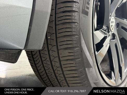 Used 2024 Volkswagen Tiguan SE R-Line AWD/4WD image 12