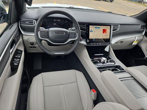 New 2026 Jeep Grand Wagoneer Limited AWD/4WD image 7
