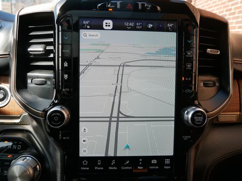 Used 2022 RAM 1500 Limited image 17