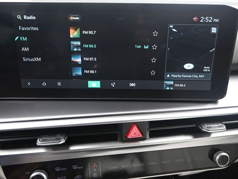 New 2025 Kia Sorento EX w/ Panoramic Sunroof Package AWD/4WD image 19