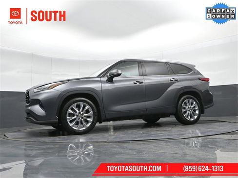 Used 2023 Toyota Highlander Limited image 37