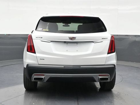Used 2024 Cadillac XT5 Premium Luxury AWD/4WD image 4