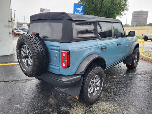 Used 2022 Ford Bronco Badlands AWD/4WD image 6