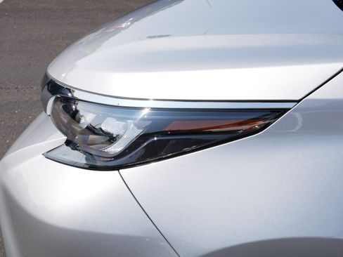 Certified 2025 Toyota Sienna XLE w/ XLE Plus Package AWD/4WD image 16