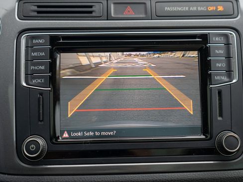 Used 2016 Volkswagen Tiguan SEL image 16