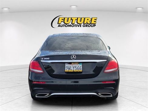 Used 2019 Mercedes-Benz E 300 image 6