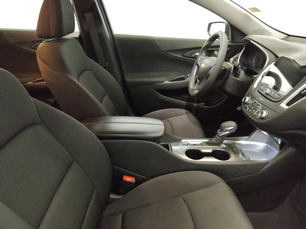 Used 2023 Chevrolet Malibu LT FWD image 21