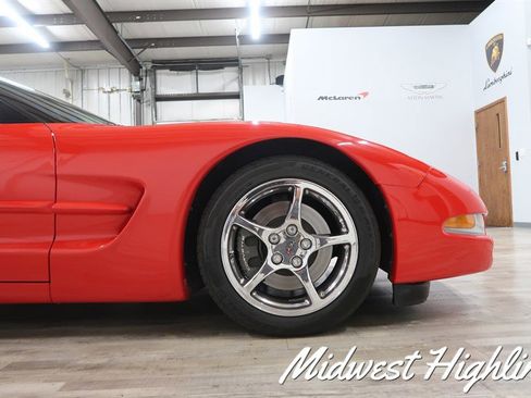 Used 2000 Chevrolet Corvette Convertible w/ Memory Pkg image 17