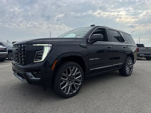 New 2026 GMC Yukon Denali Ultimate AWD/4WD image 2