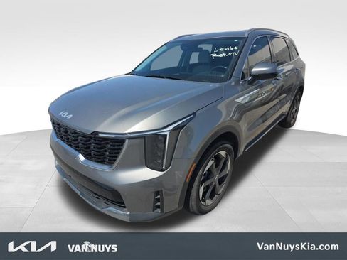 Used 2025 Kia Sorento EX image 1