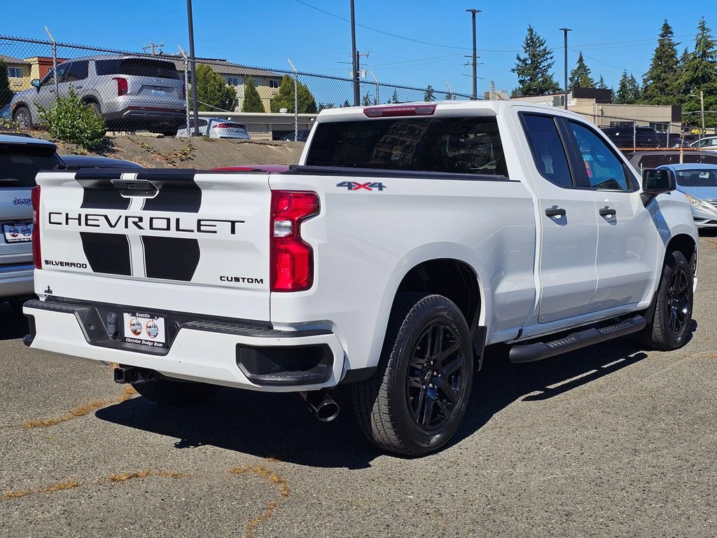 Used 2021 Chevrolet Silverado 1500 Custom w/ Rally Edition AWD/4WD image 7