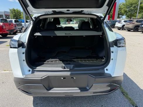Used 2025 Nissan Murano SL w/ Cargo Package AWD/4WD image 10