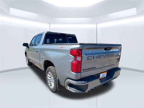 Used 2023 Chevrolet Silverado 1500 RST w/ Max Trailering Package AWD/4WD image 8