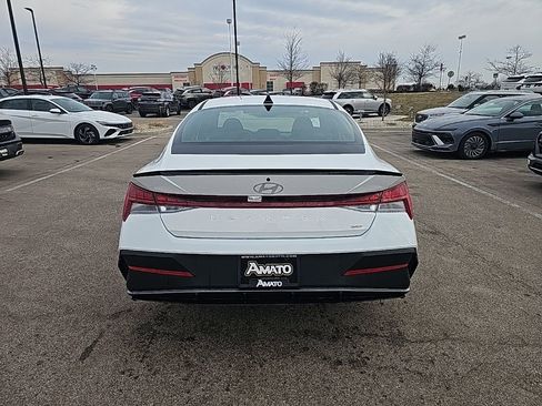 New 2026 Hyundai Elantra Sport FWD image 4