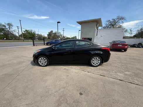 Used 2013 Hyundai Elantra GLS image 6