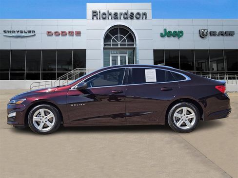 Used 2020 Chevrolet Malibu LS image 3