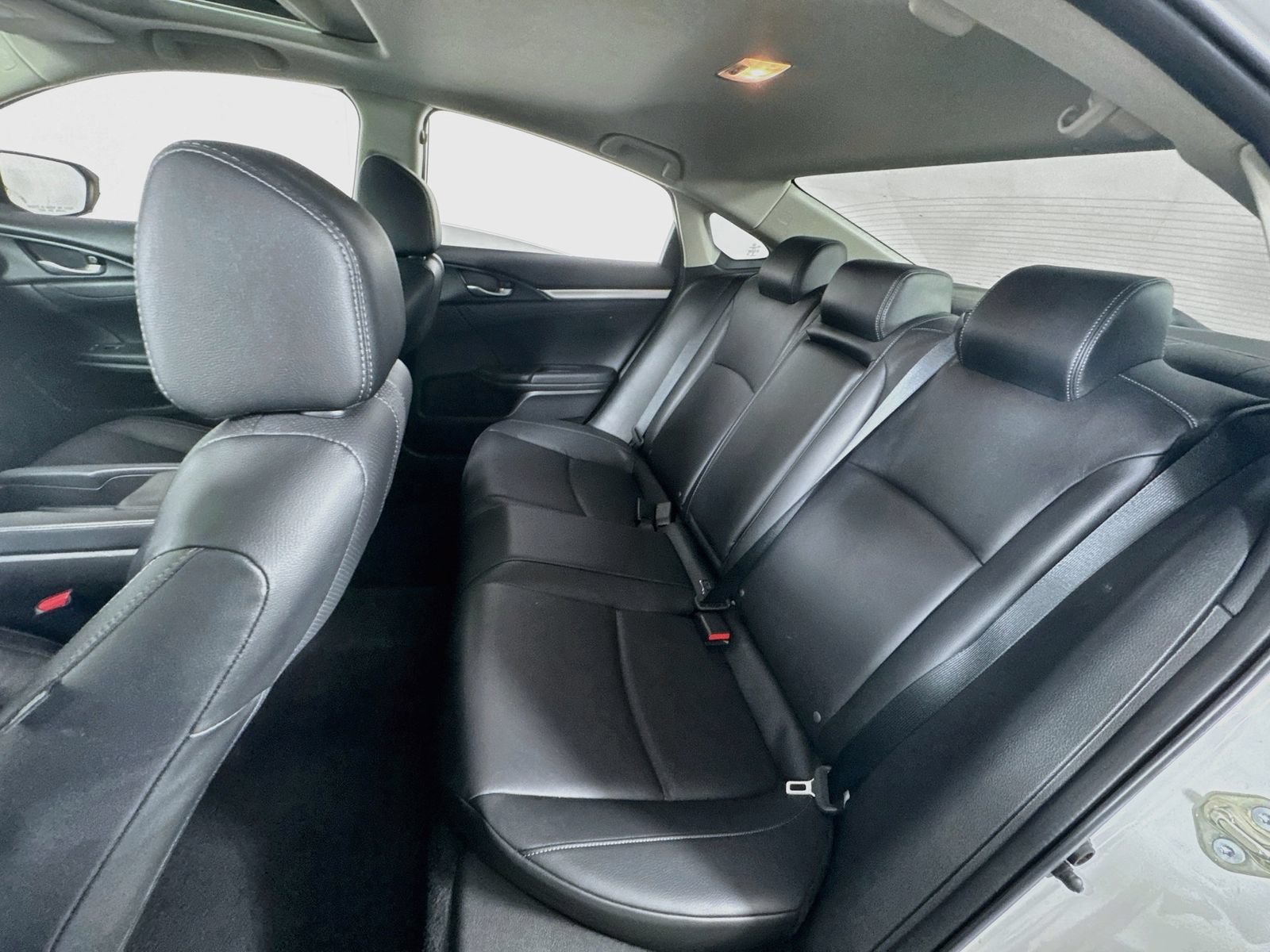 Used 2020 Honda Civic EX-L image 18