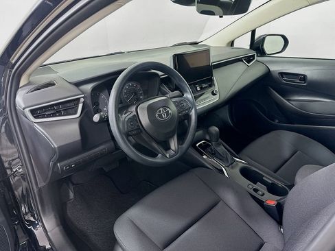 Certified 2025 Toyota Corolla LE FWD image 9