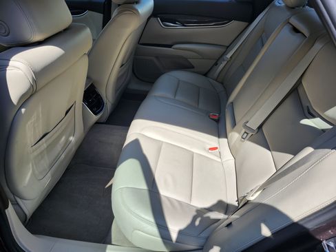 Used 2015 Cadillac XTS Luxury w/ Driver Awareness Package AWD/4WD image 5