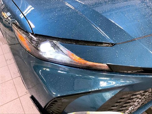 Used 2026 Toyota Camry SE image 33