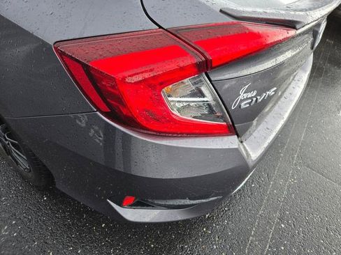 Used 2019 Honda Civic LX image 5