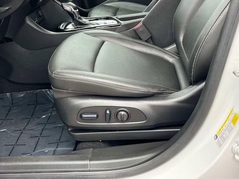 Used 2024 Buick Encore GX Sport Touring w/ Comfort Package image 13