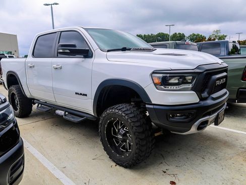 Used 2023 RAM 1500 Warlock AWD/4WD image 2