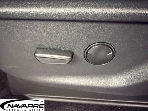 Used 2023 Ford F150 XLT image 25