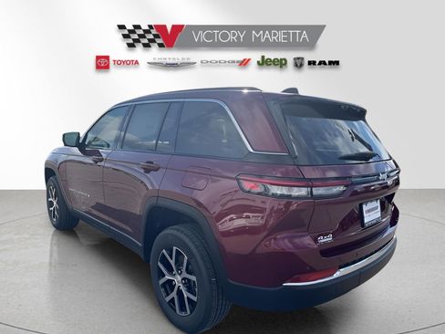 New 2025 Jeep Grand Cherokee Limited w/ Luxury Tech Group II image 3