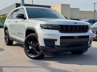Used 2023 Jeep Grand Cherokee L Laredo RWD video 1