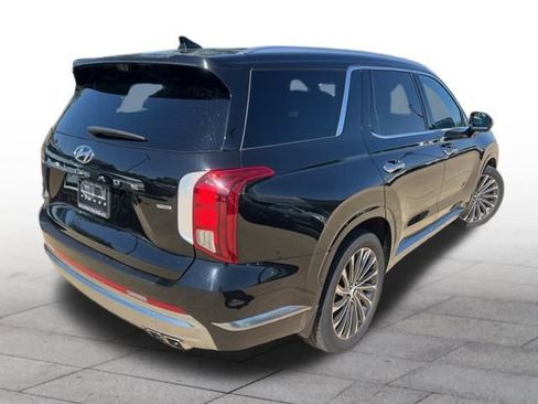 Used 2023 Hyundai Palisade Calligraphy image 6