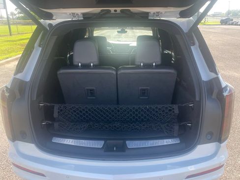 Used 2021 Cadillac XT6 Sport w/ Platinum Package AWD/4WD image 14
