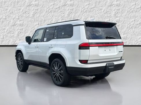 New 2026 Lexus GX 550 w/ Cold Area Package AWD/4WD image 5