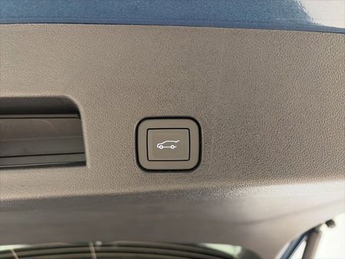 New 2026 Chevrolet Traverse Z71 w/ Driver Confidence Package image 15