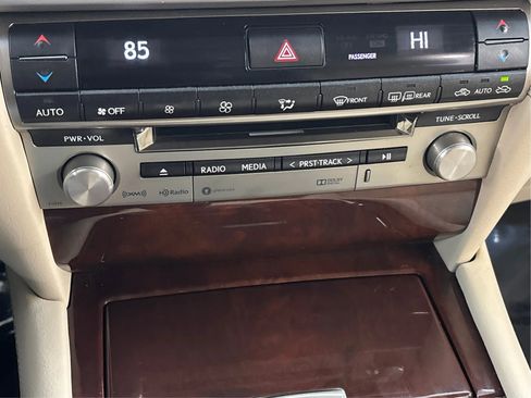 Used 2017 Lexus LS 460 F Sport image 37