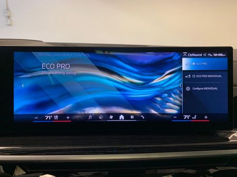 Used 2024 BMW X7 M60i AWD/4WD image 39