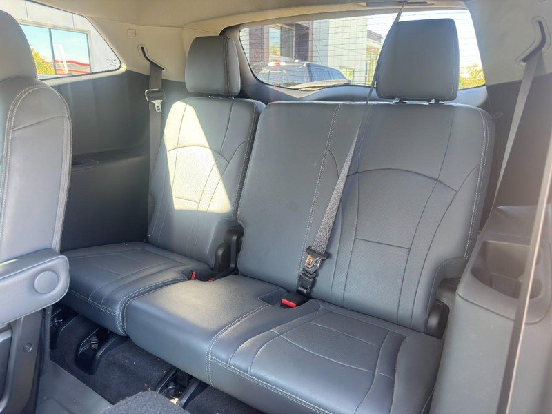 Used 2019 Buick Enclave Essence FWD image 11