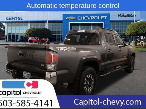 Used 2022 Toyota Tacoma TRD Off-Road image 3