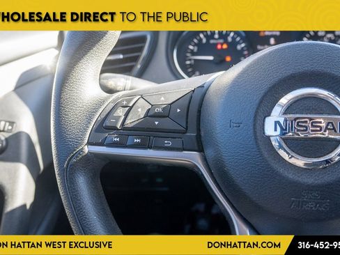 Used 2018 Nissan Rogue S image 10