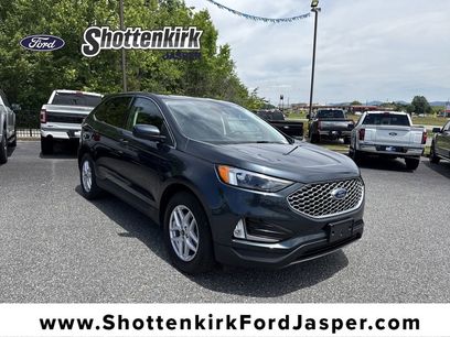 Used 2023 Ford Edge SEL w/ Convenience Package