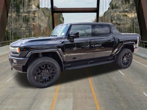 New 2026 GMC Hummer EV 4x4 Crew Cab w/ LPO, Dark Essentials Package image 4