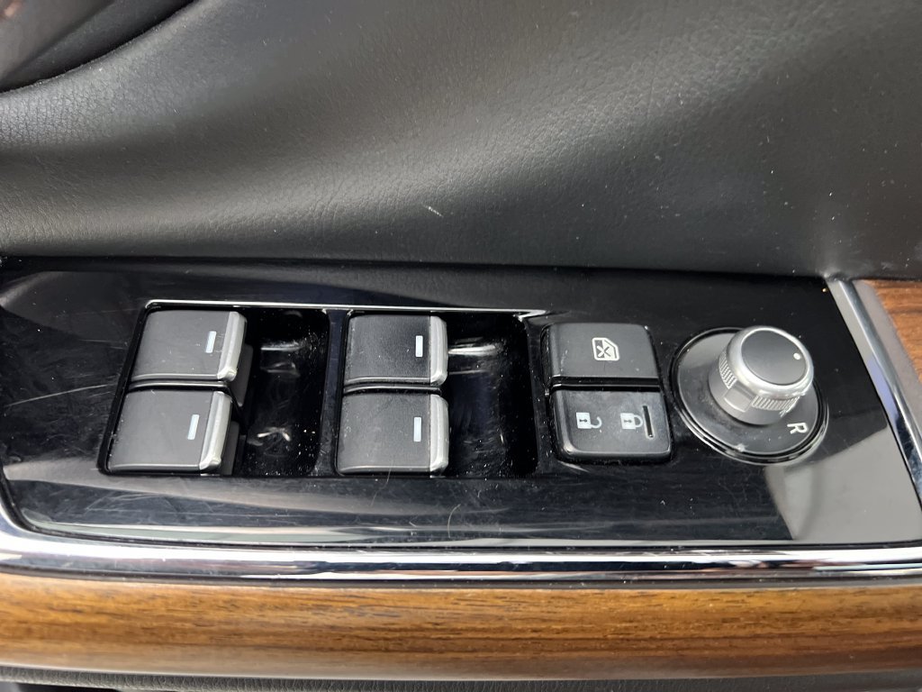 Used 2017 MAZDA CX-9 Signature AWD/4WD image 16