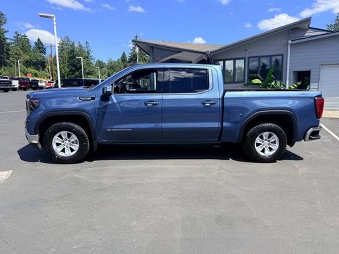 Used 2024 GMC Sierra 1500 SLE w/ Preferred Package AWD/4WD image 2