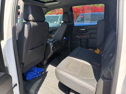 Used 2021 GMC Sierra 1500 Denali w/ Denali Ultimate Package image 8