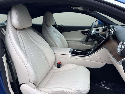 Used 2024 Mercedes-Benz CLE 300 4MATIC Coupe image 14