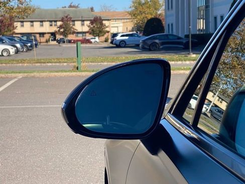 Used 2023 Genesis GV70 2.5T Sport Prestige w/ Sport Prestige Package image 18