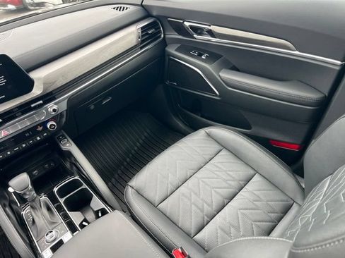 Certified 2025 Kia Telluride SX X-Line AWD/4WD image 13